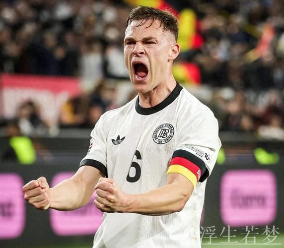 基米希快速角球助攻破门!球童:社交平台爆红,全国点赞让我笑疯了 基米希快速角球助攻破门!球童:社交平台爆红,全国点赞让我笑疯了